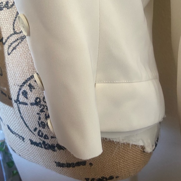 White business casual blazer - Picture 3 of 4